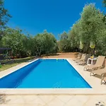 Σπίτι διακοπών Duje & Mare By Interhome