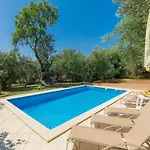 Σπίτι διακοπών Duje & Mare By Interhome *