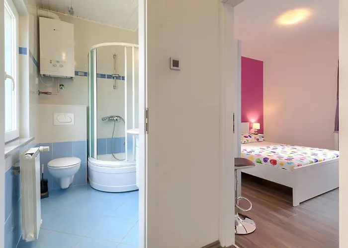 Duje & Mare By Interhome * Ližnjan