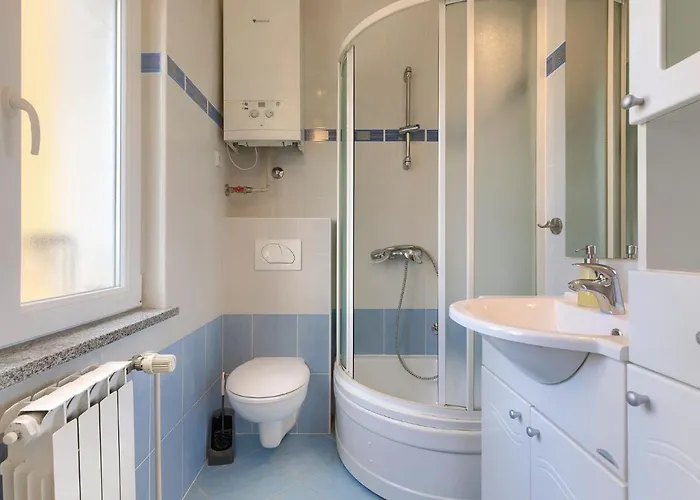 Duje & Mare By Interhome Vakantiehuis Ližnjan