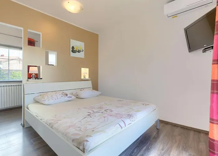 Duje & Mare By Interhome Vakantiehuis